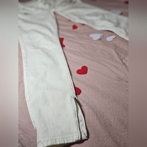 Pantalones blancos guess